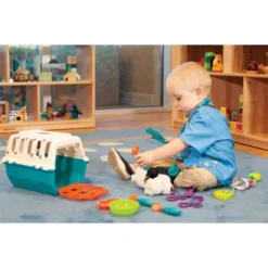 Battat Pretend Play Vet Kit - 16 Pieces -Playland Shop GUEST 7e292993 c138 4566 85e9 9f54f4f6b329